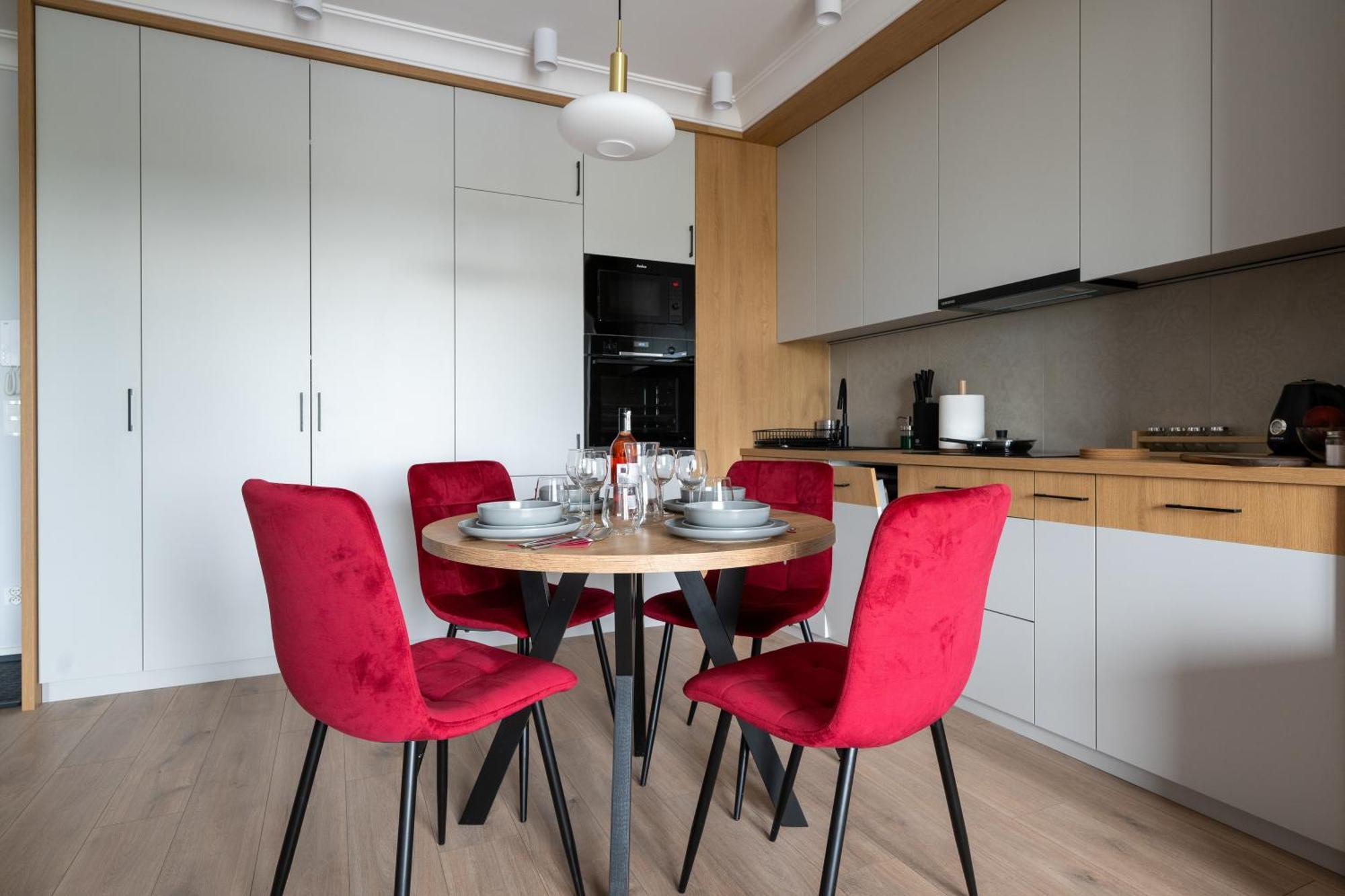 W Stylu Feng Shui Na 10 Pietrze Z Widokiem, Bezplatny Parking, Nowy Budynek, Dostep Na Kod Apartment
