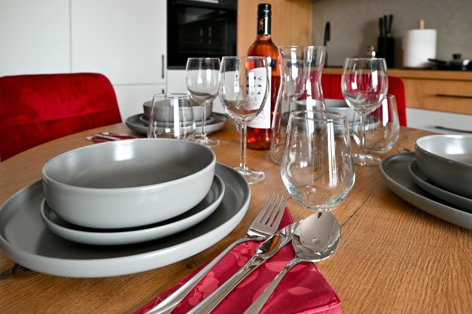 Apartment W Stylu Feng Shui Na 10 Pietrze Z Widokiem, Bezplatny Parking, Nowy Budynek, Dostep Na Kod
